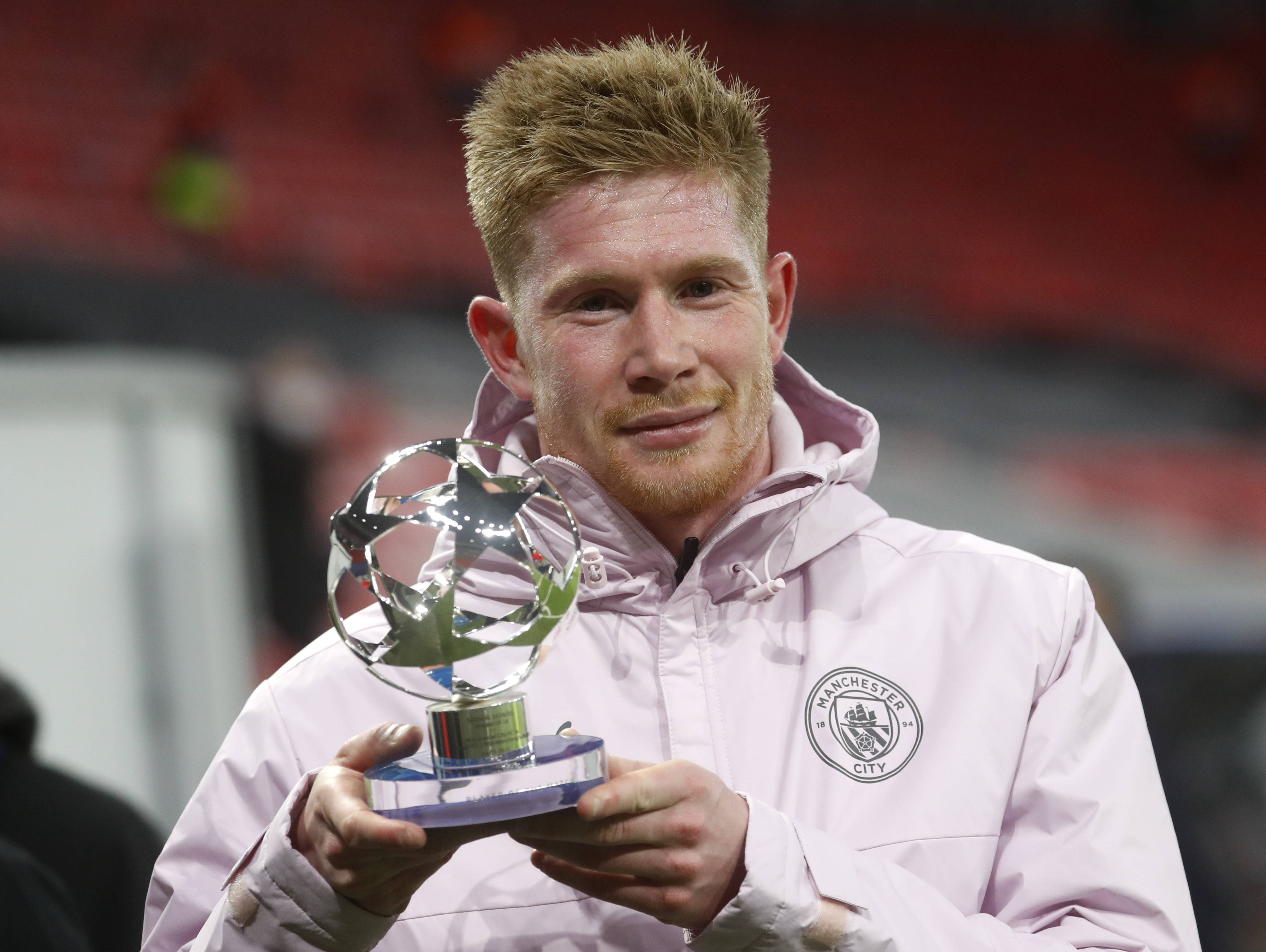 铜梁龙致谢蓉城：期待成渝两地共同推动西部足球事业蓬勃发展